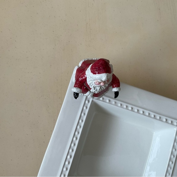 Smiling Christmas Santa Platter Decoration 🎅 - Picture 5 of 6